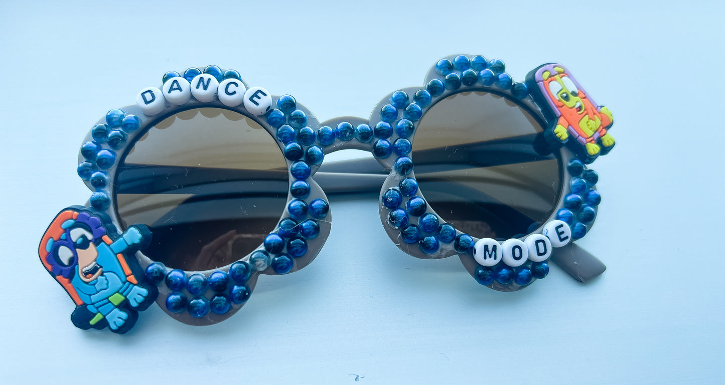 Custom kids sunnies